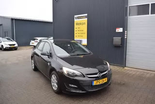 Opel Astra 1.4 Turbo business