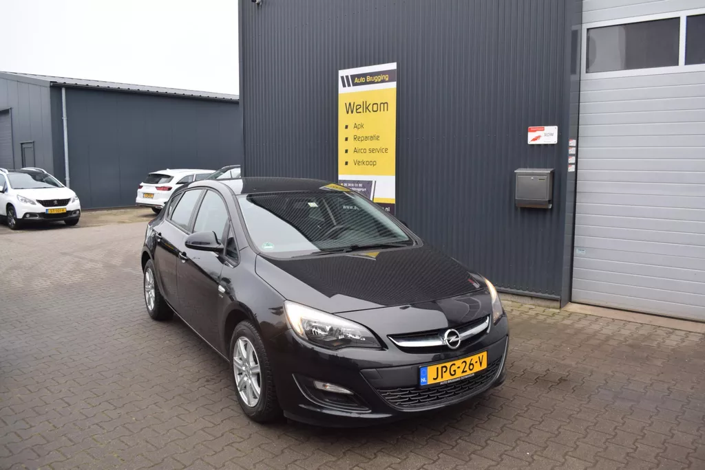 Opel Astra 1.4 Turbo business