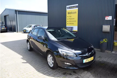 Opel Astra 1.4 Turbo Business+