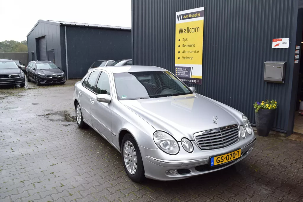 Mercedes-Benz E-klasse 2,4 elegance