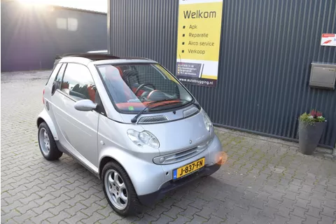 smart fortwo cabrio 0.7 pure